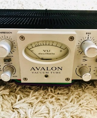Микрофонный предусилитель Avalon Design VT-737SP