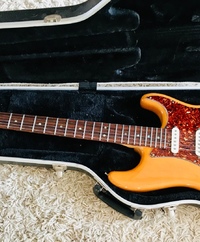 Fender Deluxe Stratocaster Amber SSH